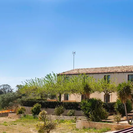 Hotel Zeta Donnalucata 4*